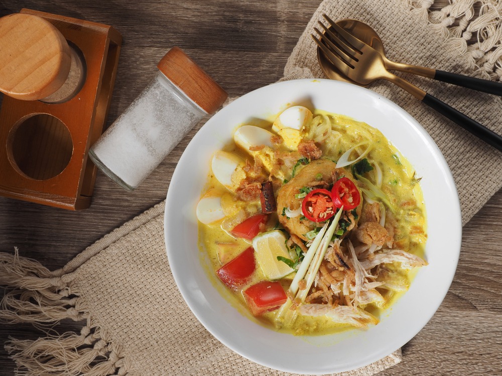 Soto Ayam Kuah Susu - Frisian Flag